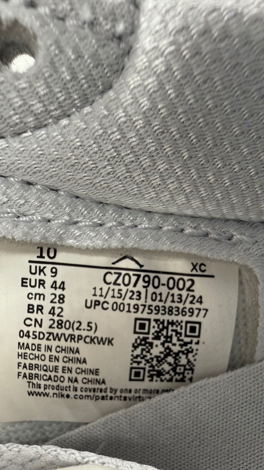 Jordan 1 Low OG Metallic Silver Men’s 10 CZ0790-002