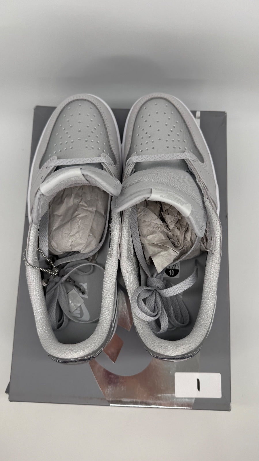 Jordan 1 Low OG Metallic Silver Men’s 10 CZ0790-002